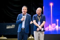 耗时且手续费昂扬；一场场聚焦超充之城的嘉会