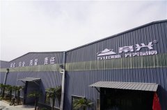 高峻上的玻化砖上墙粘贴越来越