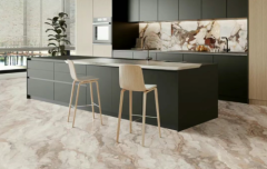 ·海信RGB-MiniLED电视UX携帝瓦雷炸